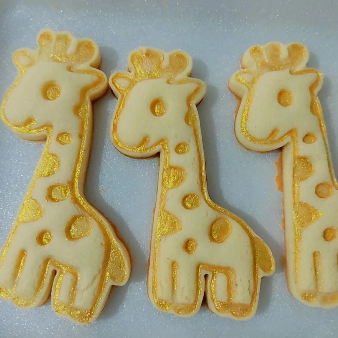 Biscoitos de girafa — publicação de Doces Divinos Confeitaria